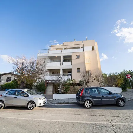 1 Bedroom Flat דירה